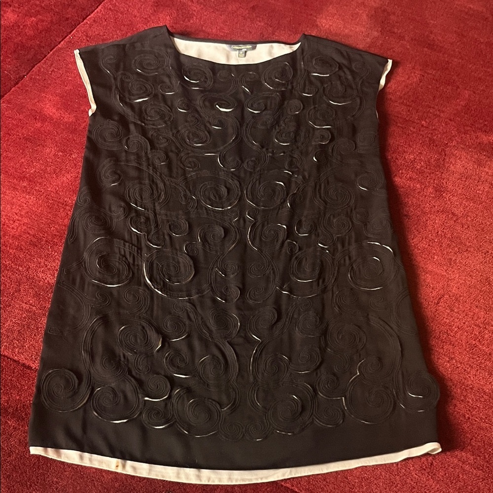 Catherine Malandrino Appliqué Shift Dress - Picture 2 of 12